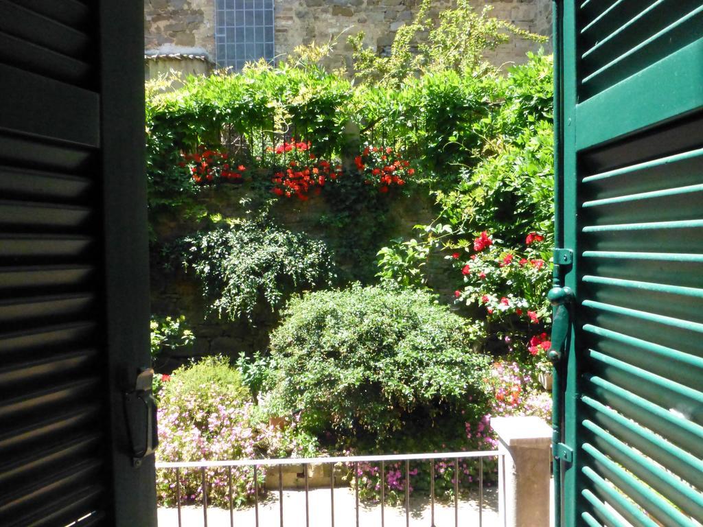 Palazzina Cesira Bed & Breakfast Montalcino Dış mekan fotoğraf