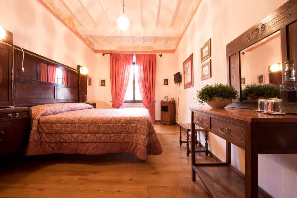 Palazzina Cesira Bed & Breakfast Montalcino Dış mekan fotoğraf